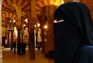 Niqab-Verbot in Spanien vom Obersten Gerichtshof aufgehoben