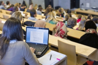Islamischer Zentralrat besorgt über SVP-Volksinitiative gegen Islam-Zentrum an der Uni Fribourg