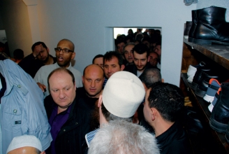 Hunderte Besucher bei Moschee-Eröffnung in Zeiningen