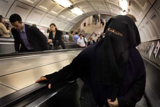 Falsche Weichenstellung: Islamischer Zentralrat kritisiert EGMR-Urteil zu Niqab-Verbot in Frankreich